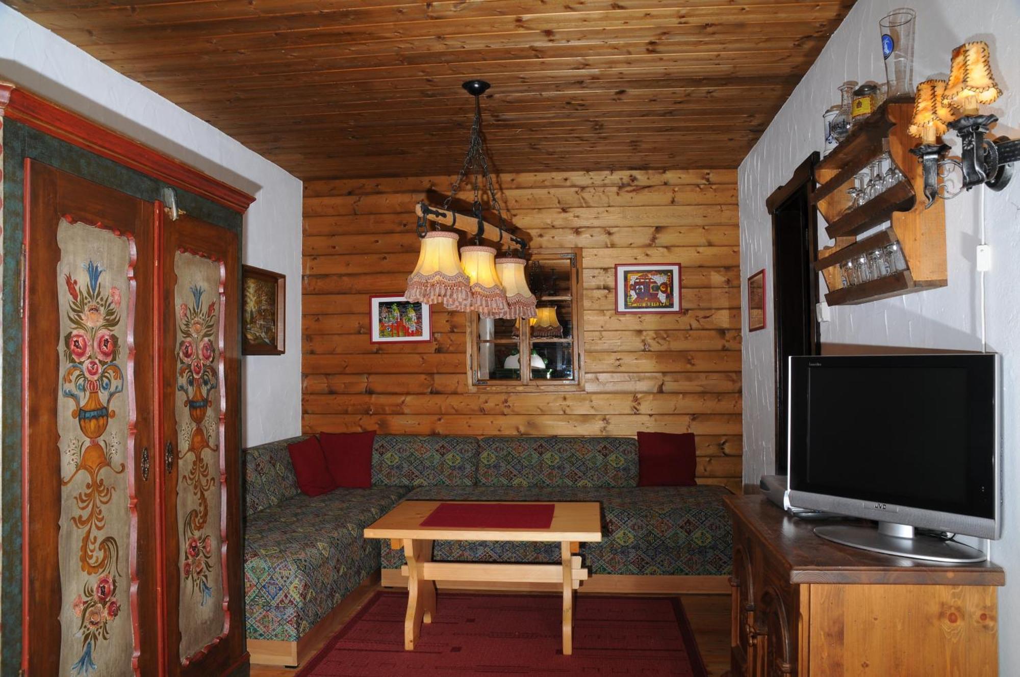 Alpenhäuser Marcius Sonnenalpe Nassfeld Rum bild